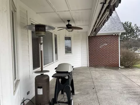 Exterior - 6854 W Fall Creek Dr, Pendleton, IN 46064 photo 7 of 8