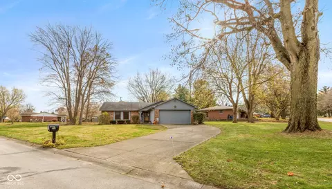 639 Debra Ln, Indianapolis, IN 46217