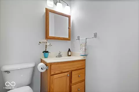 Bath - 3876 Cornwallis Ln, Carmel, IN 46032 photo 2 of 2