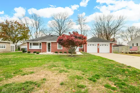 3015 26th St, Columbus, IN 47203