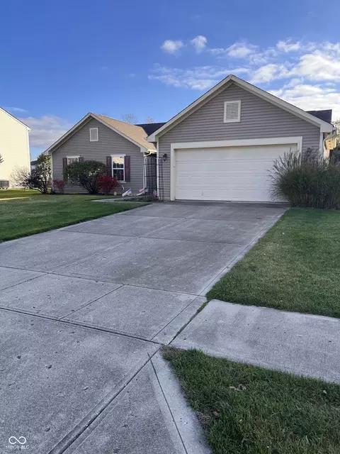 11815 Bengals Dr, Fishers, IN 46037