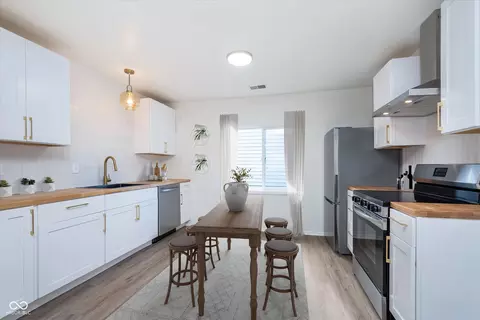 Kitchen - 6735 E 49th St, Lawrence, IN 46226 photo 1 of 4