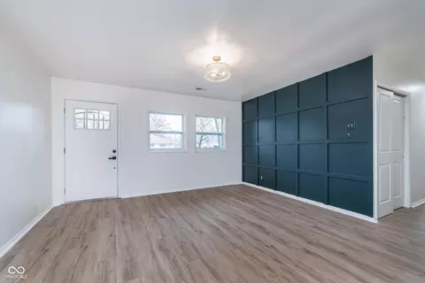 Living - 6735 E 49th St, Lawrence, IN 46226 photo 2 of 4