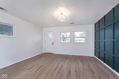 Living - 6735 E 49th St, Lawrence, IN 46226 photo 1 of 4