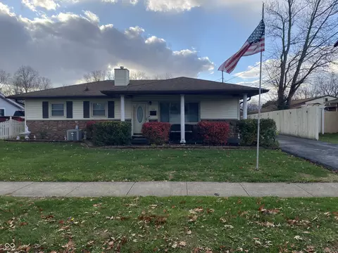 606 S Locust Ln, Brownsburg, IN 46112