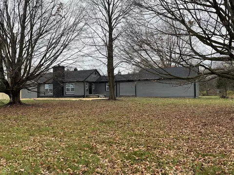 6902 Rodebaugh Rd, Indianapolis, IN 46268