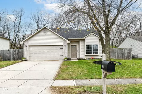 6218 Cradle River Dr, Indianapolis, IN 46221