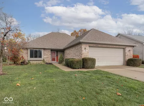 756 Woodview N Dr, Carmel, IN 46032