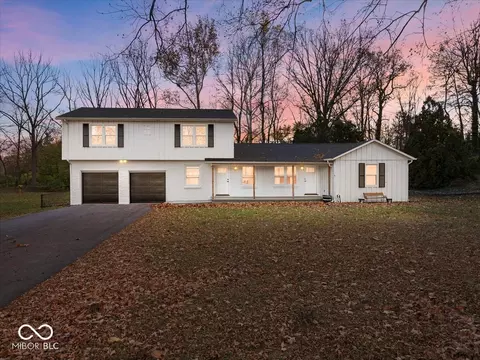 707 Kessler Blvd, Greensburg, IN 47240