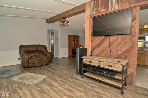 107 E Jackson St, Tipton, IN 46072 photo 6
