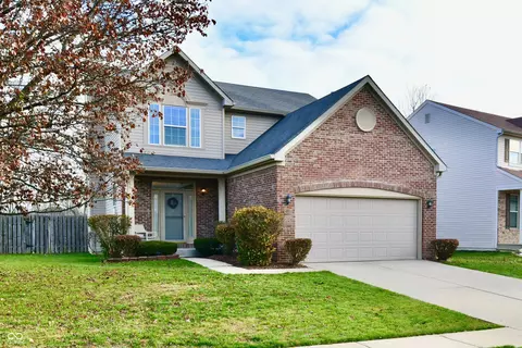 7327 Sycamore Run Dr, Indianapolis, IN 46237