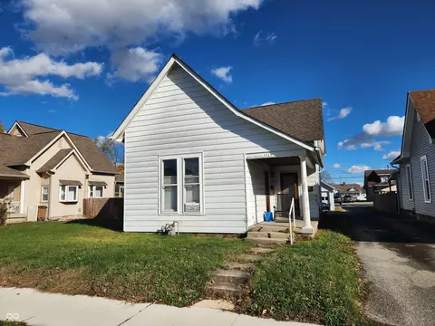 1715 Cottage Ave, Columbus, IN 47201