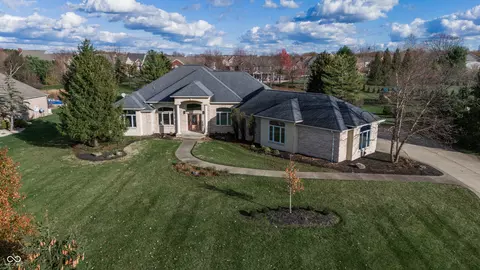 2129 Spring Briar Ct, Avon, IN 46123