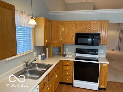 3843 Constitution Dr, Carmel, IN 46032 photo 9