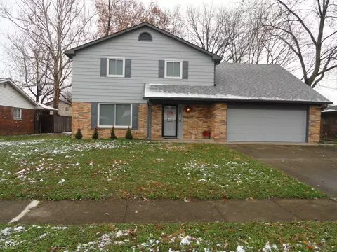 2739 Saturn Dr, Indianapolis, IN 46229