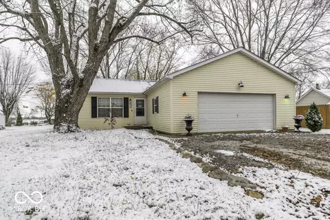 415 3rd St, Wilkinson, IN 46186 photo 1