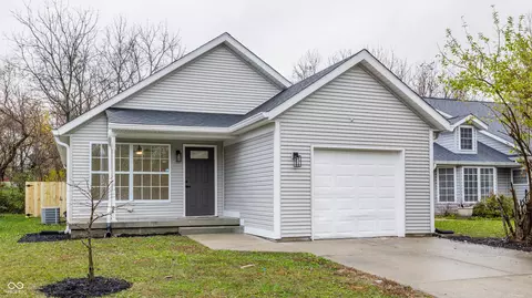 3814 Fetlock Dr, Indianapolis, IN 46227