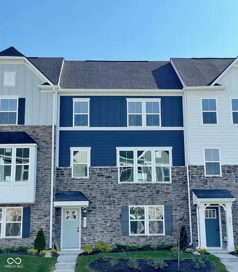 6273 Loraine Dr, Brownsburg, IN 46112