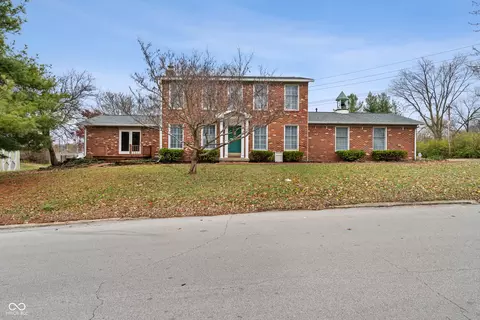 4004 Summit Ridge Rd, Greenwood, IN 46142