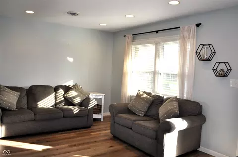 5400 E Forster Ave, Columbus, IN 47201 photo 5