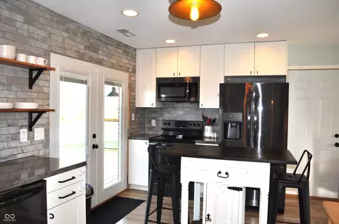 5400 E Forster Ave, Columbus, IN 47201 photo 13