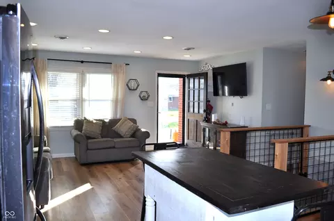 5400 E Forster Ave, Columbus, IN 47201 photo 12