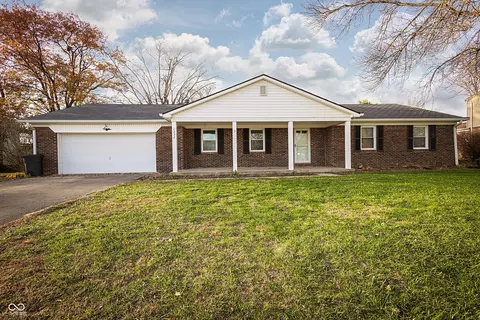 1332 Brownswood Dr, Brownsburg, IN 46112