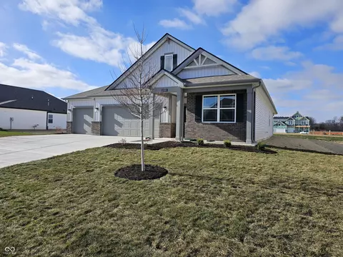 2280 Pine Valley Dr, Plainfield, IN 46168