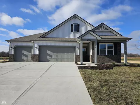 2280 Pine Valley Dr, Plainfield, IN 46168 photo 2