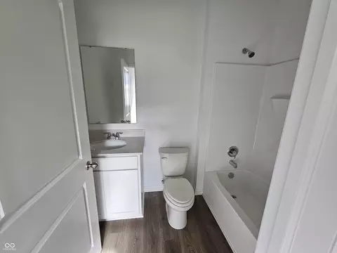 2280 Pine Valley Dr, Plainfield, IN 46168 photo 9