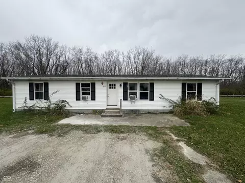 312 E Raildroad Street St, Roachdale, IN 46172