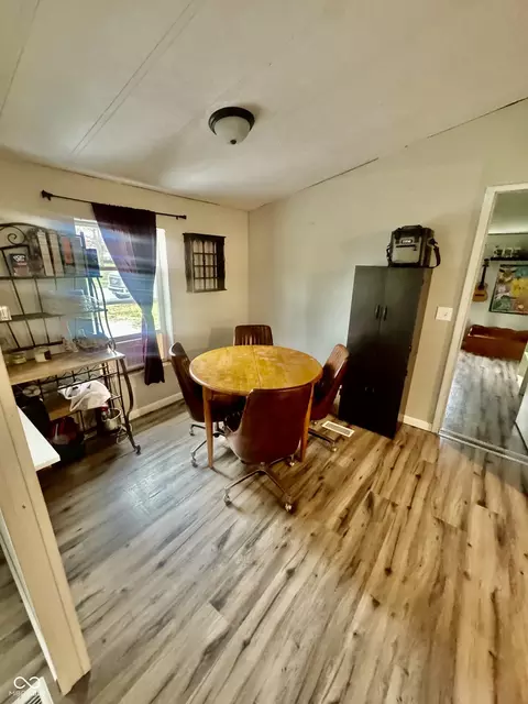 Dining - 312 E Raildroad Street St, Roachdale, IN 46172 photo 1 of 1