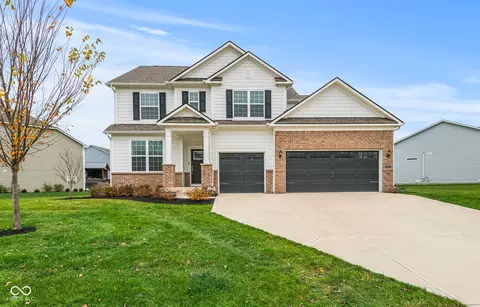 16498 Teak Dr, Noblesville, IN 46062