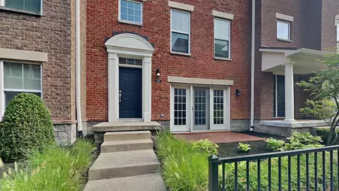 9558 Oakley Dr, Indianapolis, IN 46260