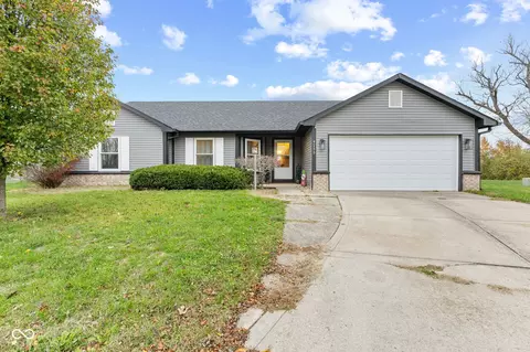 4256 Sycamore Ct, Franklin, IN 46131