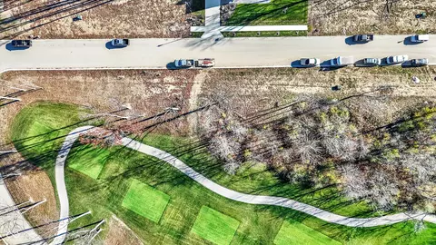 3750 Holliday Farms Blvd, Zionsville, IN 46077