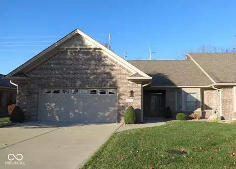 4010 Naples Dr, Columbus, IN 47203
