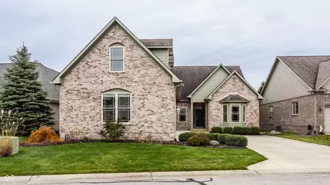 15350 Mission Hills Dr, Carmel, IN 46033