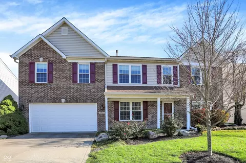 6531 Hunters Rdg N, Zionsville, IN 46077