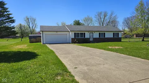 433 Cedar Glen Dr, Avon, IN 46123