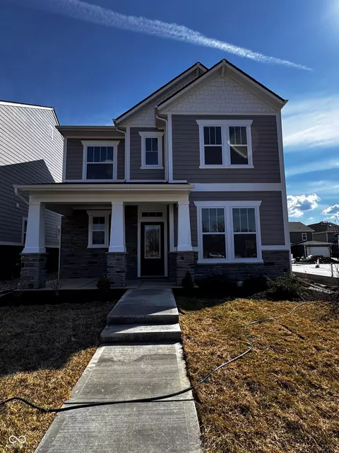 12014 Gia Ct, Noblesville, IN 46060