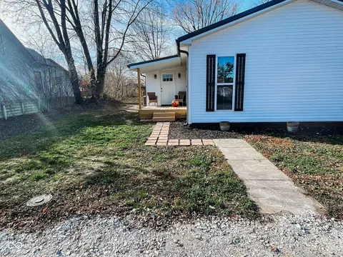 526 N Jefferson St, Rockville, IN 47872