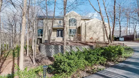8921 Greenridge Way, Indianapolis, IN 46278