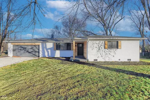 7928 W 300 N, Greenfield, IN 46140