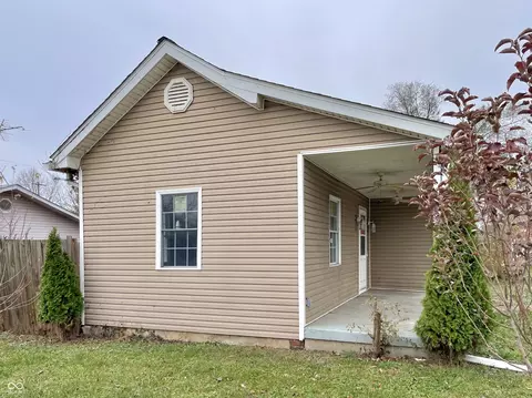 690 N Marion St, Martinsville, IN 46151