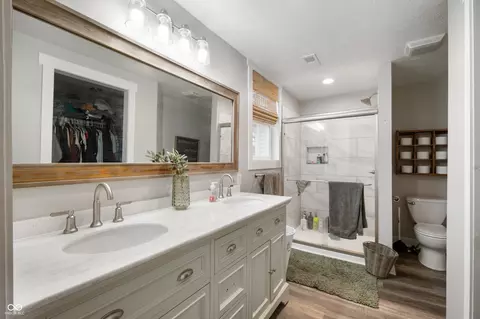 Bath - 6964 S 100 E, Markleville, IN 46056 photo 1 of 2