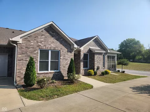 1124 Easy St #A, Greenwood, IN 46142