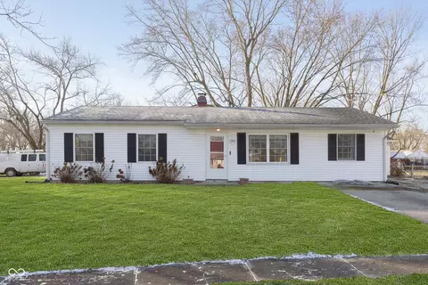 1311 Woodbine Dr, Anderson, IN 46011