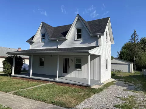 582 Park Ave, Greenwood, IN 46143