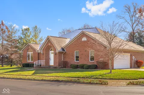 5059 Countess Dr, Columbus, IN 47203